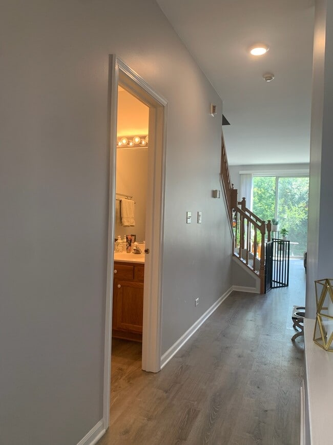 Building Photo - 8419 Mystic Trce