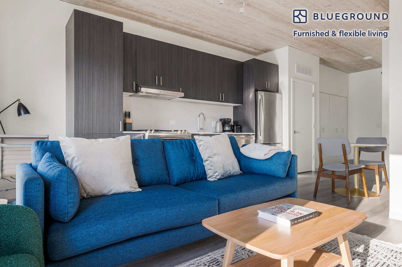 Building Photo - 343 W Schiller St