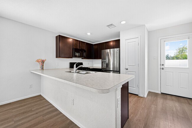 Building Photo - 7719 Cedar Birch Dr