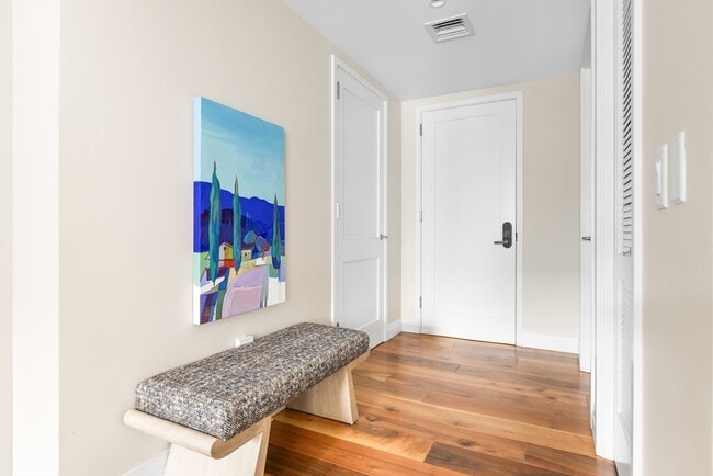 Building Photo - 300 Pier 4 Blvd.