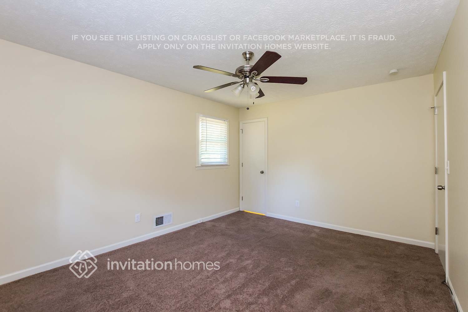 Building Photo - 4656 E Glen Ridge Cir