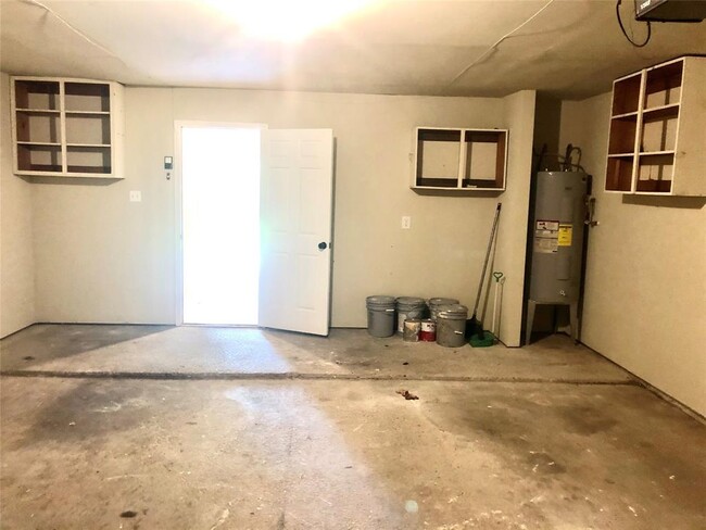 Building Photo - 915 S Diamondhead Blvd