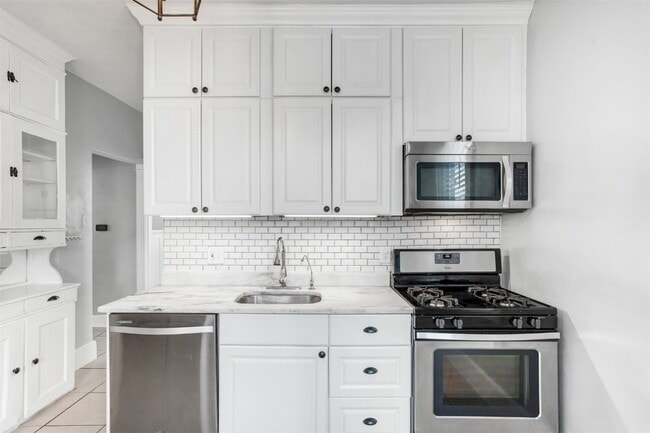 Building Photo - 7716 Lovella Ave