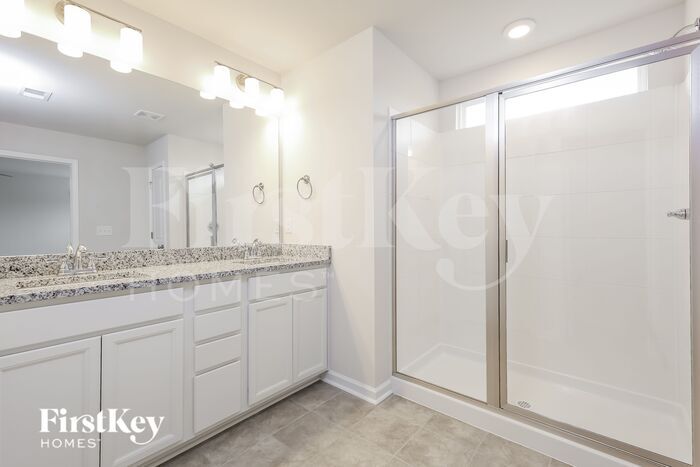 Building Photo - 717 Ridgemoor Trl