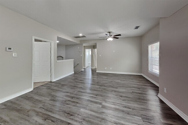Building Photo - 17919 Scrub Oak Dr