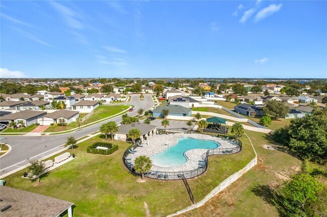 Building Photo - 928 Cambridge Dr