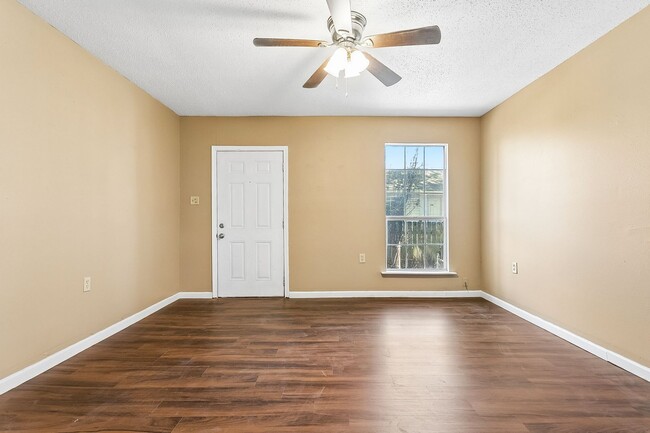 Building Photo - 2152 Abundance St