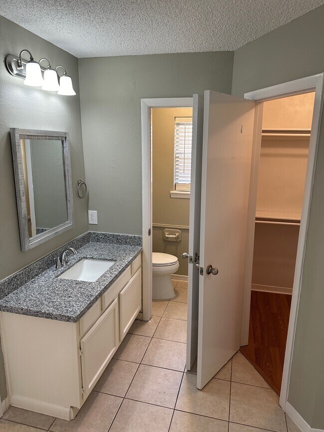 Building Photo - 25402 Sugar Valley Ln