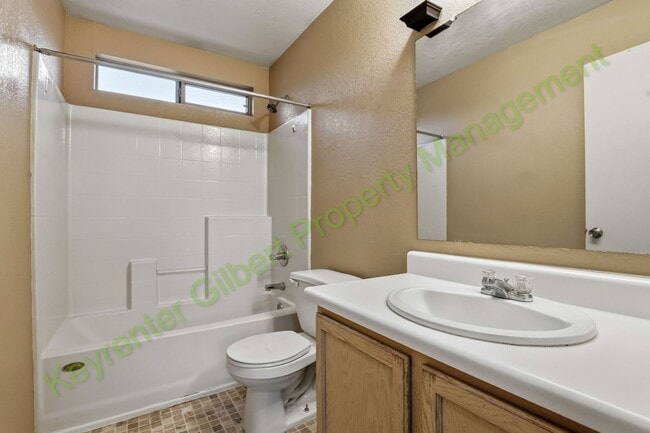 Building Photo - Gilbert 3-Bed / 2.5-Bath Home with Convenient Central Location