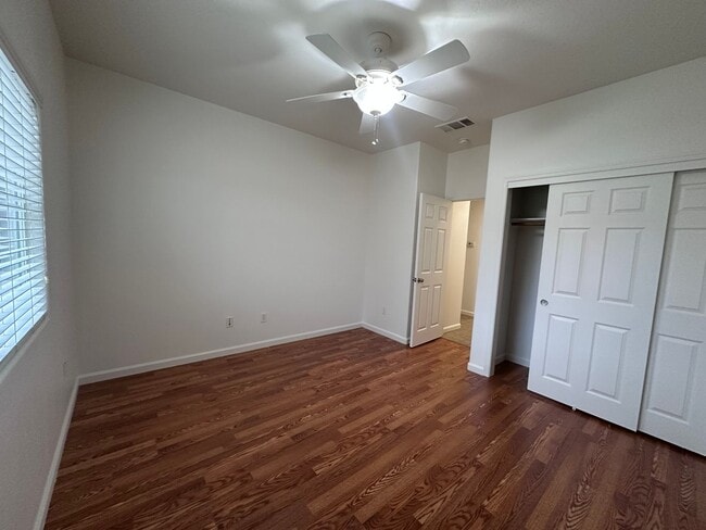 Building Photo - SW Visalia Home coming soon!!