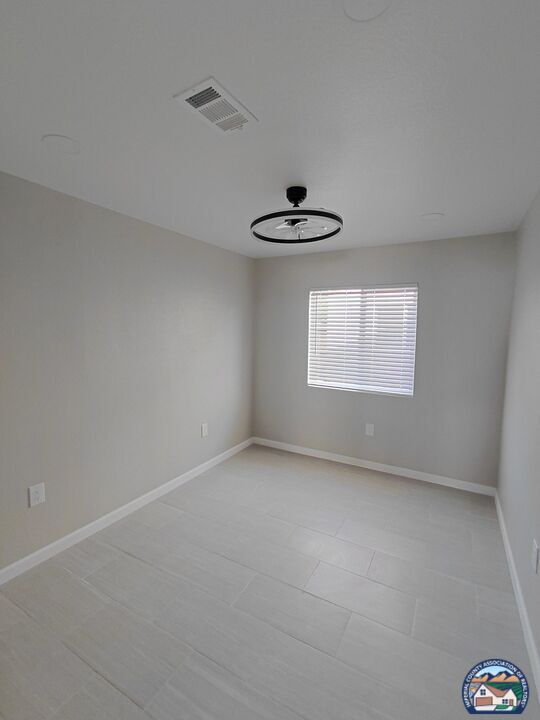 Building Photo - 510 Encinas Ave