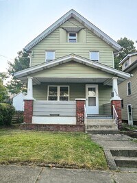 Building Photo - 2240 5th St SW