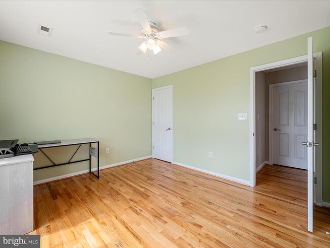 Building Photo - 226 Taggart Dr