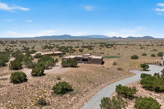 Building Photo - 45 Encantado Loop