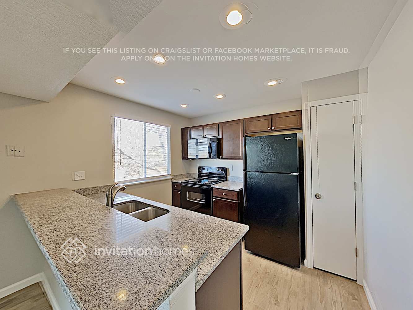 Building Photo - 19322 E Purdue Cir