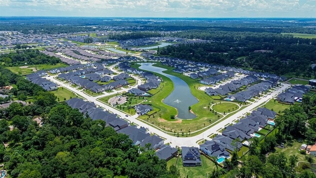 Building Photo - 9722 Dani Lake Dr