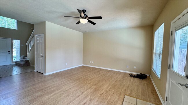 Building Photo - 11011 Northam Dr