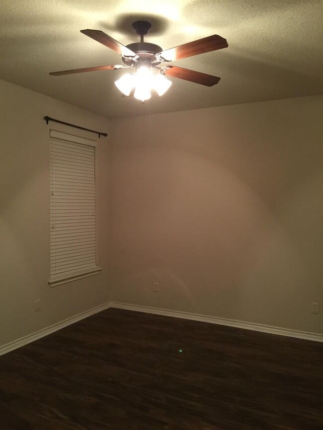 Building Photo - 4248 Rocky Rhodes Dr