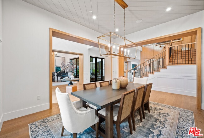 Building Photo - 15645 Woodvale Rd