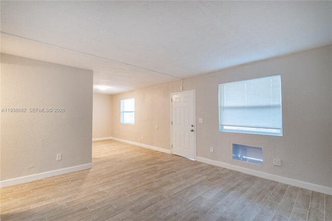 Building Photo - 601 S Flagler Ave