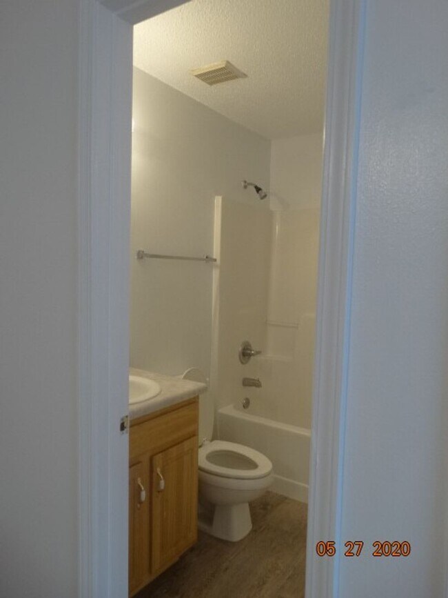Building Photo - 552 Brock Ave