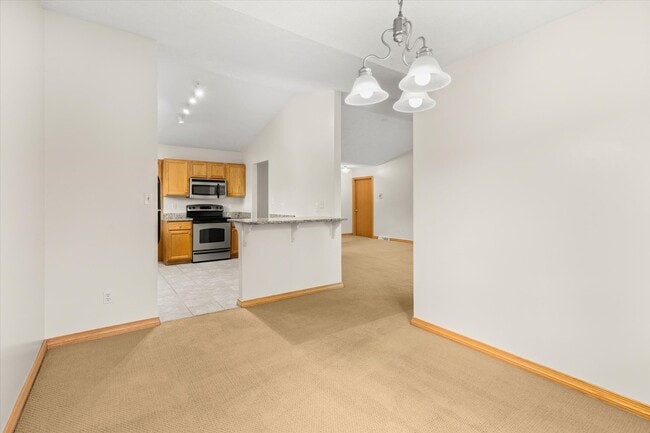 Building Photo - 2427 Reynolds Manor Dr