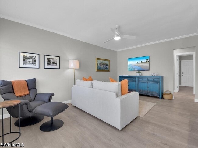 Building Photo - 473 12th Ave S