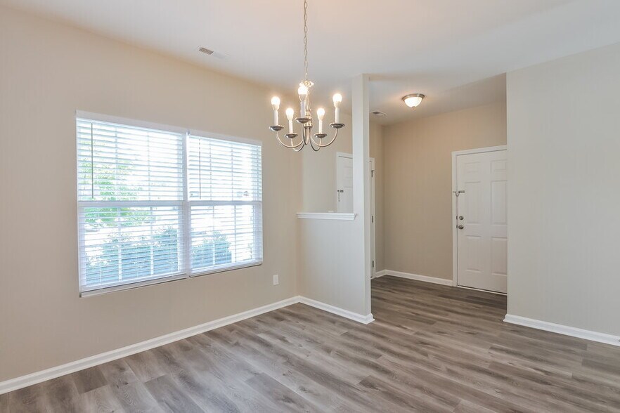 Building Photo - 3728 Amistad Ln