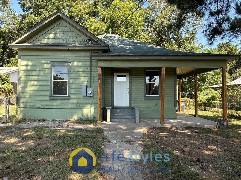 Front of House - 1750 Maple Ave