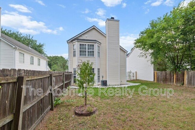 Building Photo - 4224 Lake Woodard Dr
