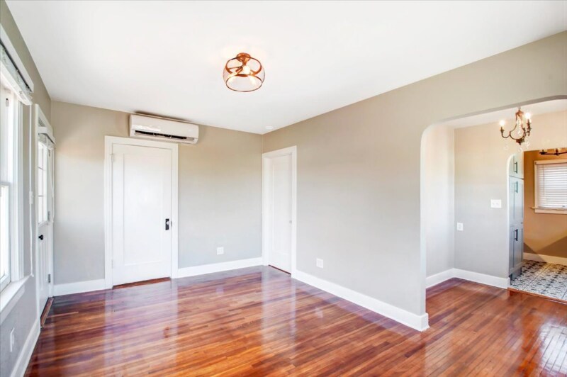 Building Photo - 3550 Rosecrans St