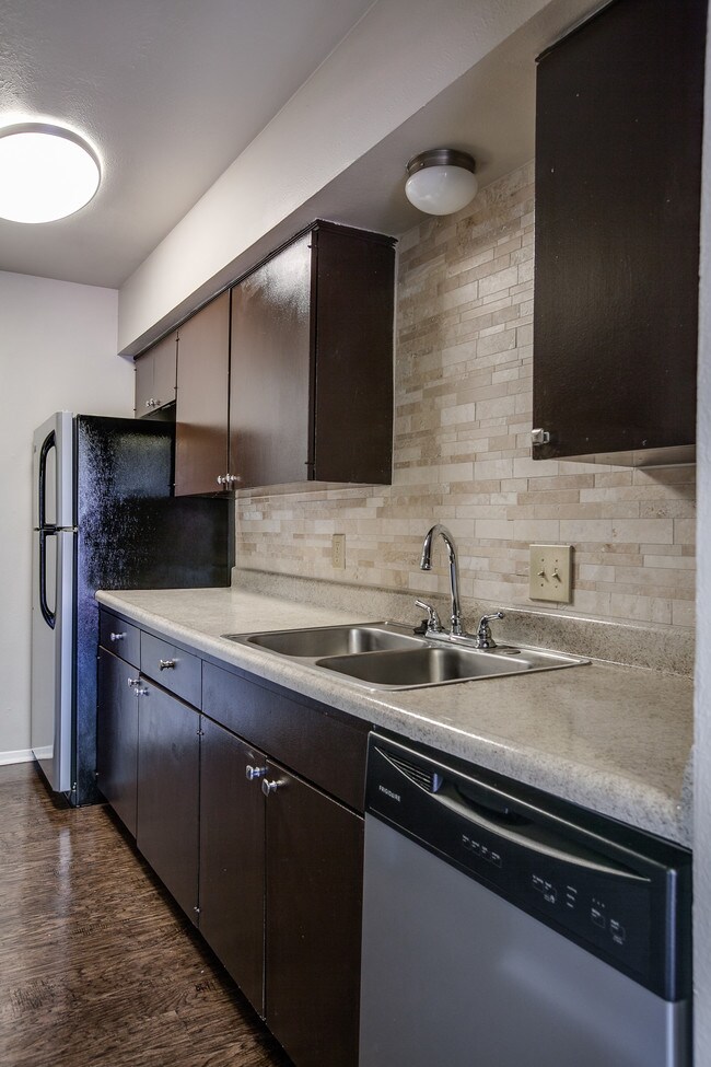 Designer Back-Splash Tile in Kitchen - Bedford Creek Apartments