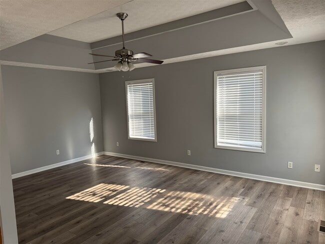 Building Photo - 352 Paddle Wheel St