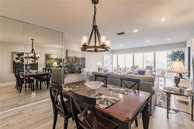 Building Photo - 1255 E Peppertree Dr