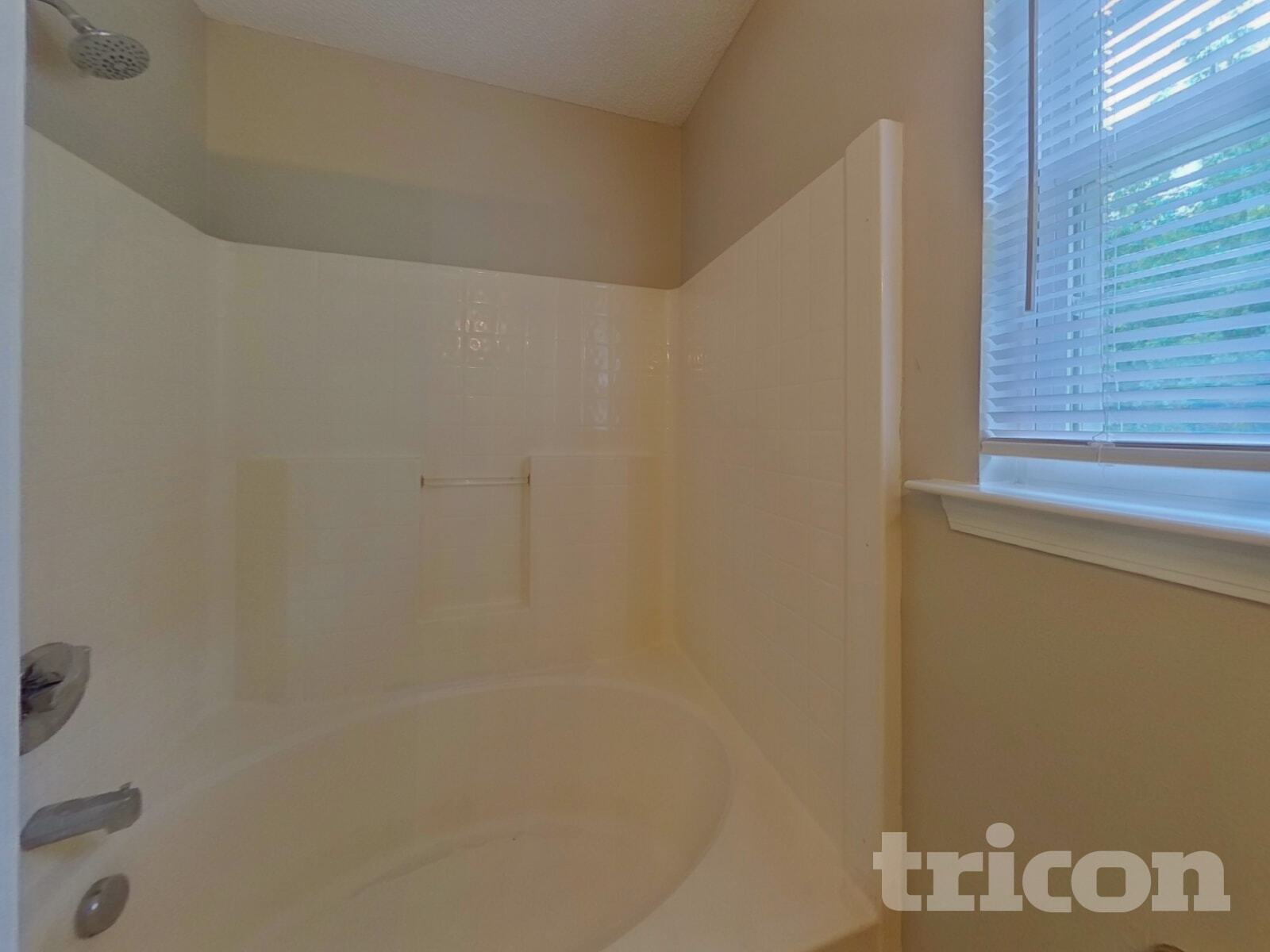 Building Photo - 416 Leecrest Dr