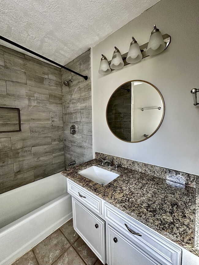 Bathroom - 15231 Highsprings Dr