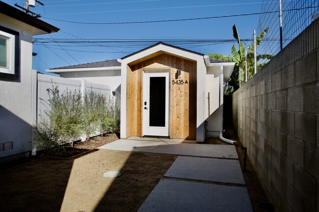 Building Photo - 5435 W 123rd Pl