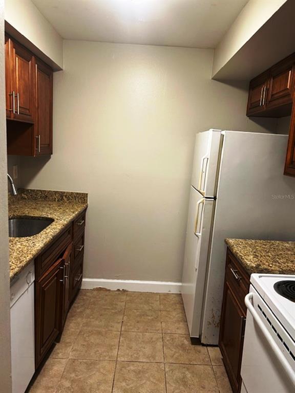 Building Photo - 4024 Dream Oak Pl