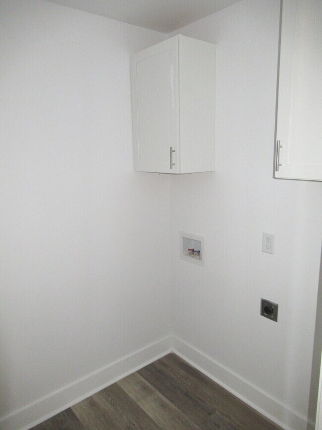 Building Photo - Western Lincoln County New Duplex For Rent!