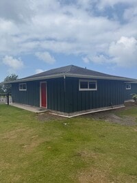 Building Photo - Private Studio on 5 Acres