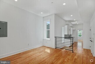 Building Photo - 614 W Norris St