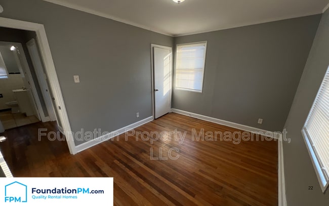 Building Photo - 1570 Rebecca St