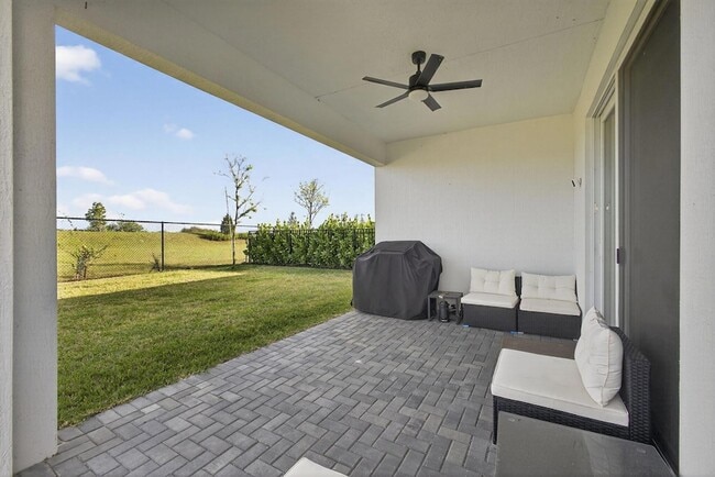 Building Photo - 1446 Tangled Orch Trce