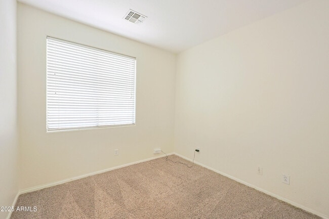 Building Photo - 39904 N Bell Meadow Trail