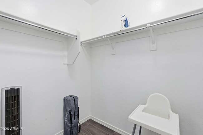 Building Photo - 3546 E Ivanhoe St