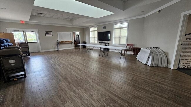 Building Photo - 2528 Ladoga Dr