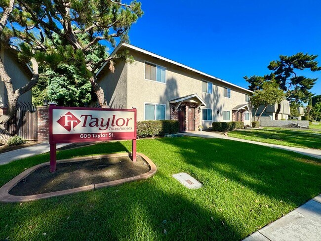 Building Photo - 609 Taylor St