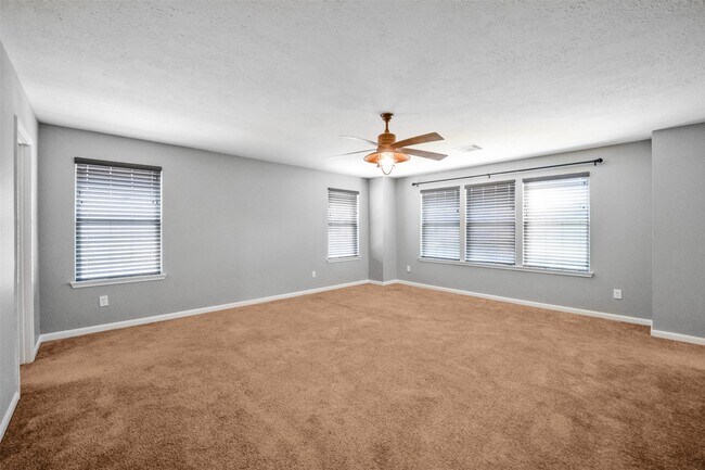 Building Photo - 1107 Epworth Ct.