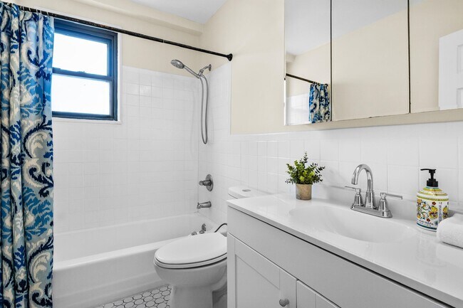 Building Photo - 1225 John F. Kennedy Blvd