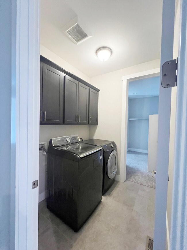 Building Photo - 8791 Culebra Ct